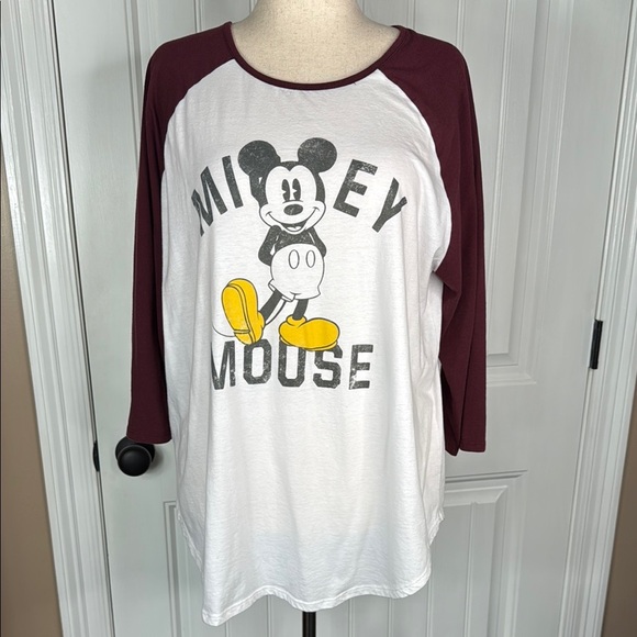 Disney Mickey Mouse Long Sleeve Shirt - White and Maroon Sz 2X - Picture 1 of 7